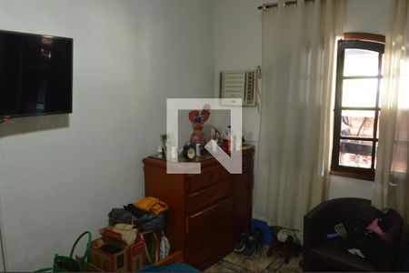 Quarto 1 de casa para alugar com 2 quartos, 120m² em Jacarepaguá, Rio de Janeiro