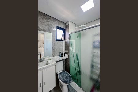 Banheiro de apartamento à venda com 1 quarto, 28m² em Cambuci, São Paulo
