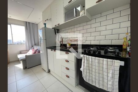 Cozinha de apartamento à venda com 2 quartos, 33m² em Jardim Celeste, São Paulo