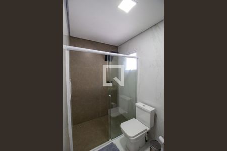 Banheiro da Suíte de casa de condomínio para alugar com 3 quartos, 90m² em Wanel Ville, Sorocaba