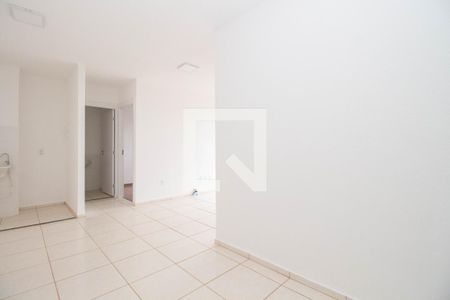Sala de apartamento para alugar com 2 quartos, 48m² em Q 402, Brasília