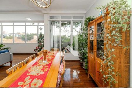 Casa à venda com 3 quartos, 300m² em Vila Sonia, São Paulo