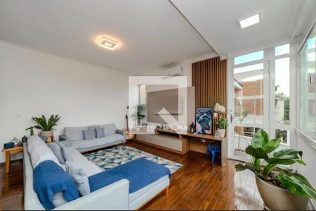 Casa à venda com 3 quartos, 300m² em Vila Sonia, São Paulo