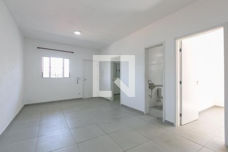 Sala de apartamento para alugar com 2 quartos, 50m² em Cidade Líder, São Paulo