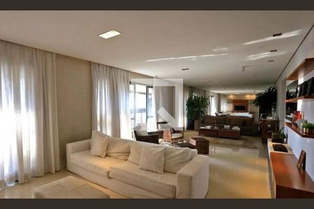 Apartamento à venda com 3 quartos, 212m² em Vila Suzana, São Paulo