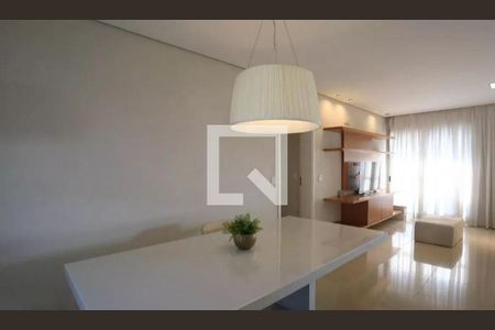 Apartamento à venda com 3 quartos, 212m² em Vila Suzana, São Paulo