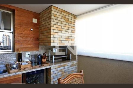 Apartamento à venda com 3 quartos, 212m² em Vila Suzana, São Paulo