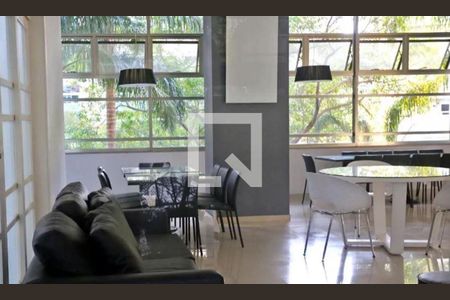 Apartamento à venda com 3 quartos, 212m² em Vila Suzana, São Paulo