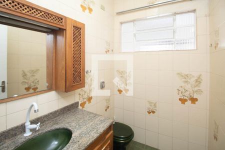 Lavabo de casa para alugar com 3 quartos, 162m² em Parque Vitoria, São Paulo