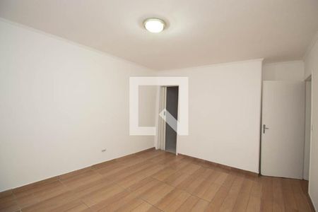 Quarto 1 de casa para alugar com 3 quartos, 162m² em Parque Vitoria, São Paulo