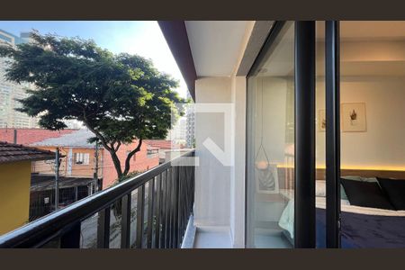 Sacada de apartamento à venda com 1 quarto, 25m² em Pinheiros, São Paulo