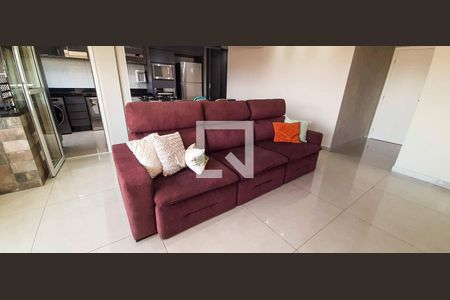Sala de Estar de apartamento para alugar com 3 quartos, 117m² em Umuarama, Osasco