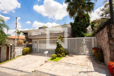 FACHADA de casa à venda com 4 quartos, 360m² em Jardim Sao Bento, São Paulo