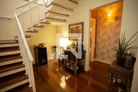 Escada de casa à venda com 4 quartos, 360m² em Jardim Sao Bento, São Paulo