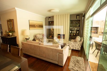 Sala de casa para alugar com 4 quartos, 360m² em Jardim Sao Bento, São Paulo