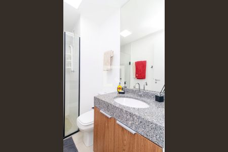 Banheiro de kitnet/studio à venda com 0 quarto, 25m² em Campo Belo, São Paulo
