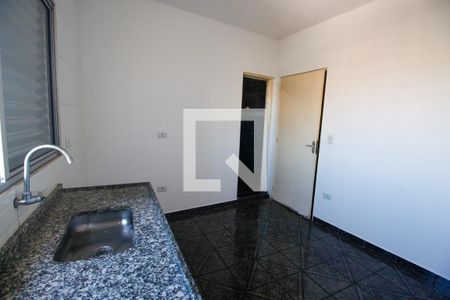 Cozinha de casa para alugar com 1 quarto, 45m² em Jardim Miriam, São Paulo