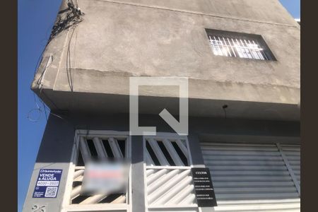 Fachada de casa para alugar com 1 quarto, 45m² em Jardim Miriam, São Paulo