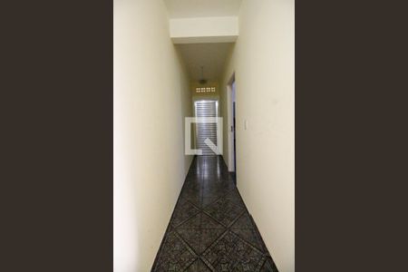 Corredor de casa para alugar com 1 quarto, 45m² em Jardim Miriam, São Paulo