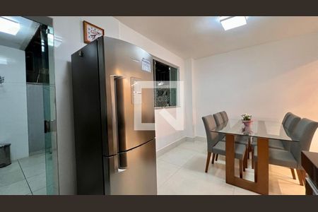 Cozinha de apartamento à venda com 3 quartos, 90m² em Nova Vista, Belo Horizonte