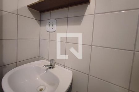 Banheiro de Serviço de casa de condomínio à venda com 2 quartos, 62m² em Jd Maria Eugenia, Campinas