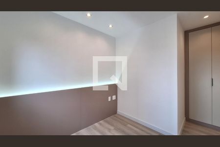 Suíte de apartamento para alugar com 2 quartos, 55m² em Vila Anastácio, São Paulo