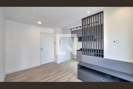 Sala de apartamento para alugar com 2 quartos, 55m² em Vila Anastácio, São Paulo