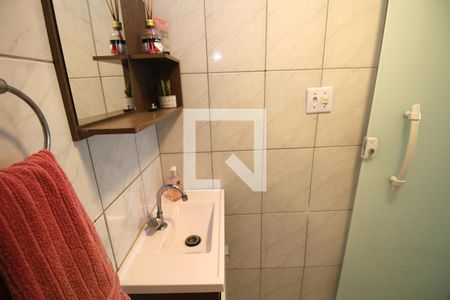 Banheiro 2 de apartamento à venda com 2 quartos, 115m² em Olaria, Rio de Janeiro