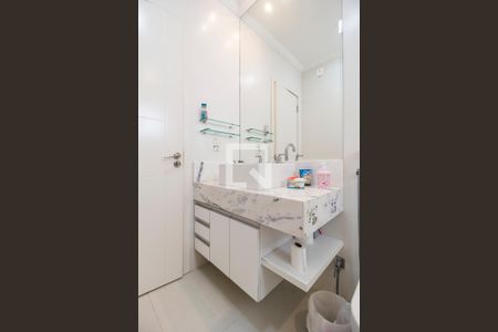 Banheiro da Suíte 2 de casa de condomínio para alugar com 5 quartos, 672m² em Residencial Morada dos Lagos, Barueri