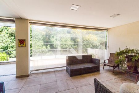 Varanda de casa de condomínio para alugar com 5 quartos, 672m² em Residencial Morada dos Lagos, Barueri