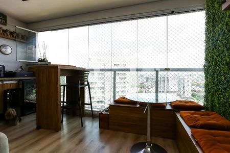 Varanda de apartamento à venda com 3 quartos, 72m² em Vila Andrade, São Paulo