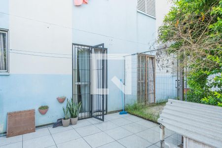 Quintal de apartamento à venda com 2 quartos, 38m² em Santa Tereza, Porto Alegre