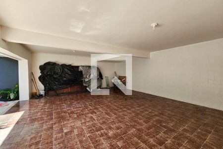Garagem de casa à venda com 3 quartos, 247m² em Jardim Nova Petropolis, São Bernardo do Campo