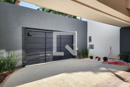 Garagem de casa à venda com 3 quartos, 247m² em Jardim Nova Petropolis, São Bernardo do Campo