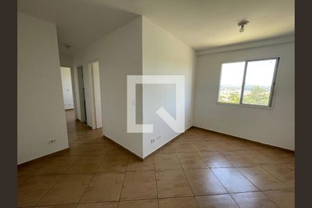 Sala de apartamento para alugar com 2 quartos, 46000m² em Bairro Jardim Nossa Senhora das Graças, Cotia