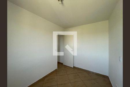 Quarto 2 de apartamento para alugar com 2 quartos, 46000m² em Bairro Jardim Nossa Senhora das Graças, Cotia