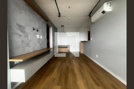 Sala/Quarto de apartamento para alugar com 1 quarto, 48m² em Csg 03, Lote 07, Brasília