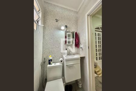 Banheiro Social de casa à venda com 4 quartos, 222m² em Campo Belo, São Paulo