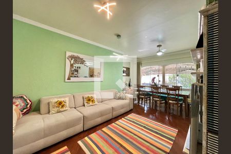 Sala de casa à venda com 4 quartos, 222m² em Campo Belo, São Paulo