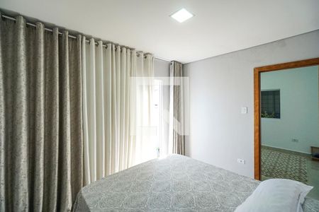 Suíte de casa à venda com 4 quartos, 199m² em Vila Carrão, São Paulo