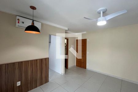 Sala de apartamento para alugar com 1 quarto, 53m² em Campo Grande, Santos