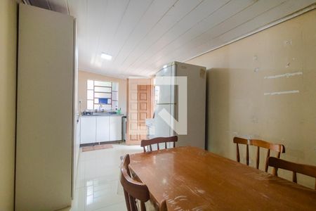 Cozinha de casa à venda com 4 quartos, 200m² em Medianeira, Porto Alegre