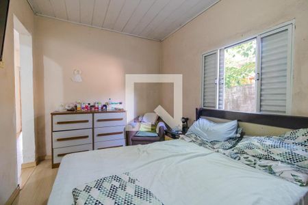 Quarto 1 de casa à venda com 4 quartos, 200m² em Medianeira, Porto Alegre