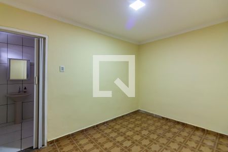 Quarto 1 de casa para alugar com 2 quartos, 55m² em Km 18, Osasco