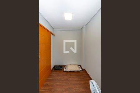 Closet da suíte de apartamento à venda com 4 quartos, 145m² em Belvedere, Belo Horizonte
