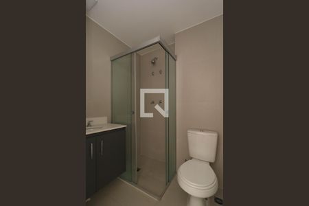 Banheiro de kitnet/studio para alugar com 1 quarto, 24m² em Pinheiros, São Paulo