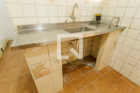 Cozinha de kitnet/studio para alugar com 1 quarto, 20m² em Indianópolis, São Paulo