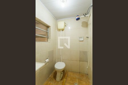 Banheiro de kitnet/studio para alugar com 1 quarto, 20m² em Indianópolis, São Paulo