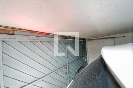 Garagem de casa à venda com 3 quartos, 220m² em Cidade Continental, São Paulo