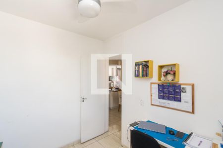 Quarto 1 de apartamento à venda com 3 quartos, 56m² em Parada de Lucas, Rio de Janeiro